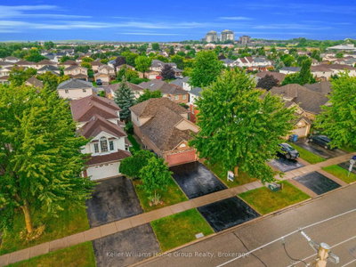 148 Clairfields Drive W • Guelph, ON photo 5