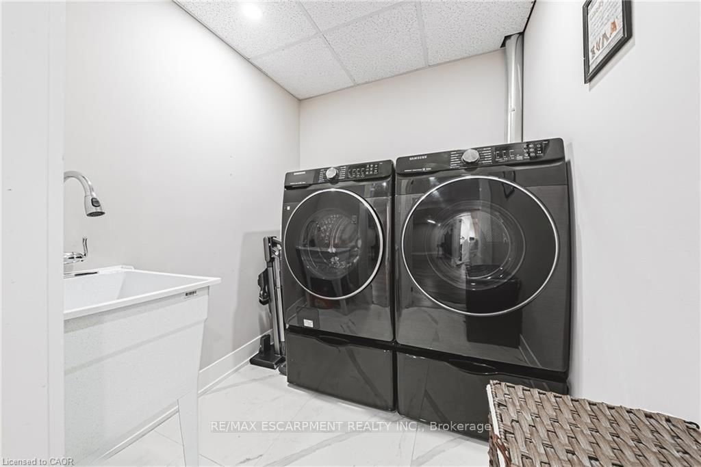 1796 Penny Lane • West Lincoln, ON photo 36