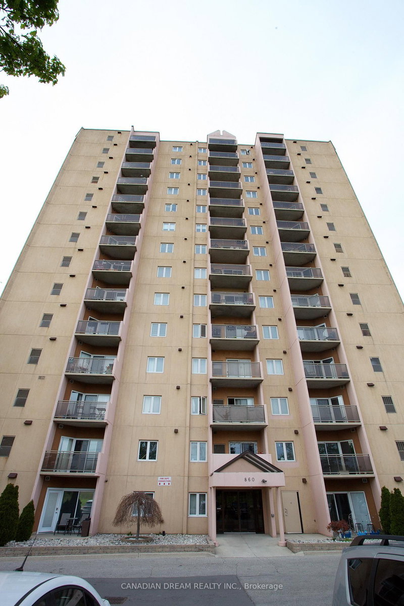 803 - 860 Commissioners Road E