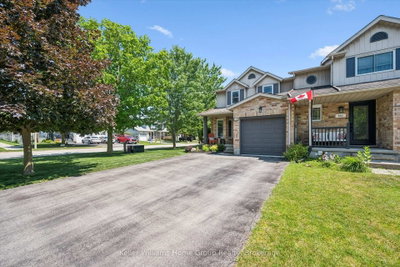 443 Flannery Drive • Centre Wellington, ON photo 2