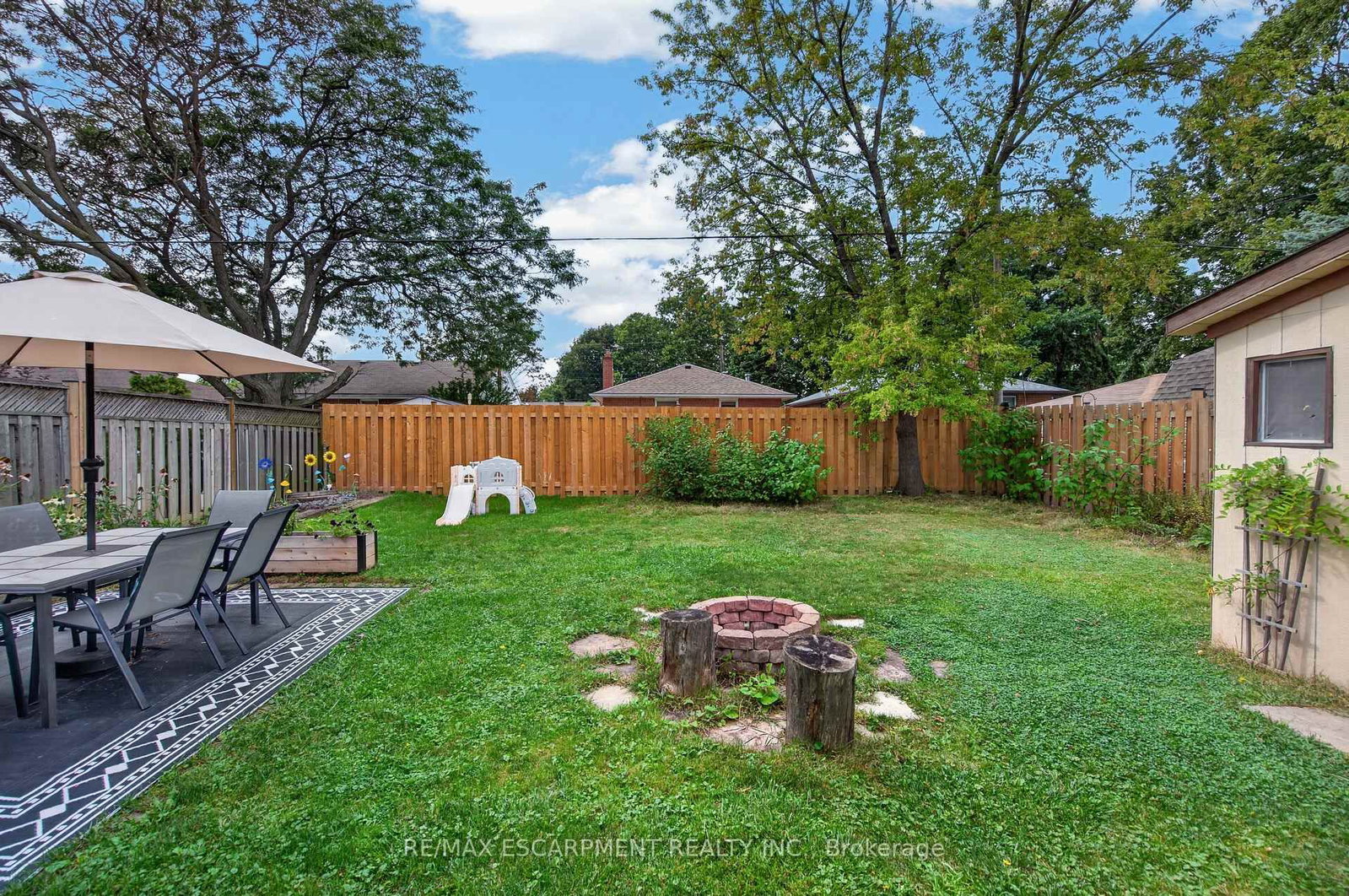 24 Castlefield Drive • Hamilton, ON photo 28