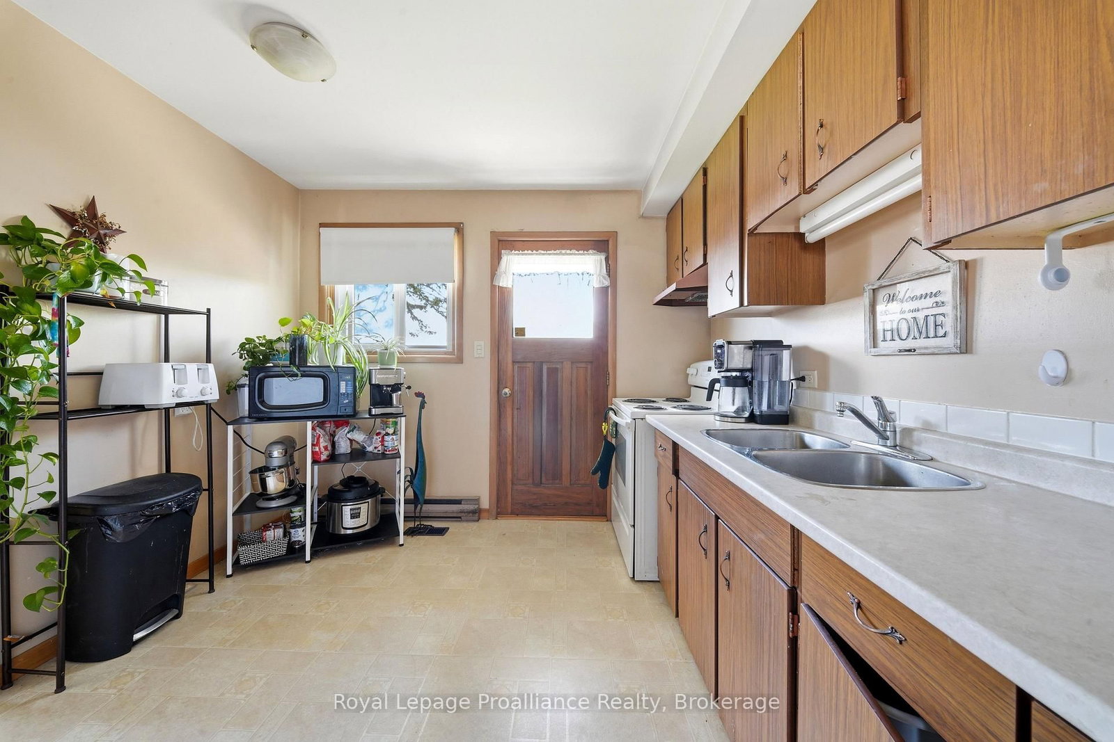 26 Johnson Street • Belleville, ON photo 14