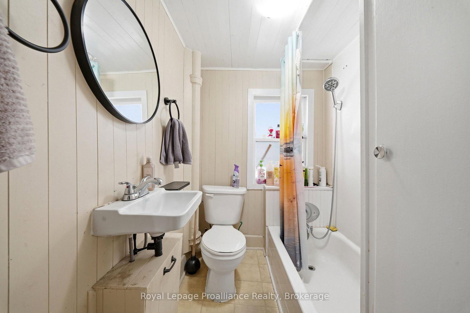 26 Johnson Street • Belleville, ON photo 40