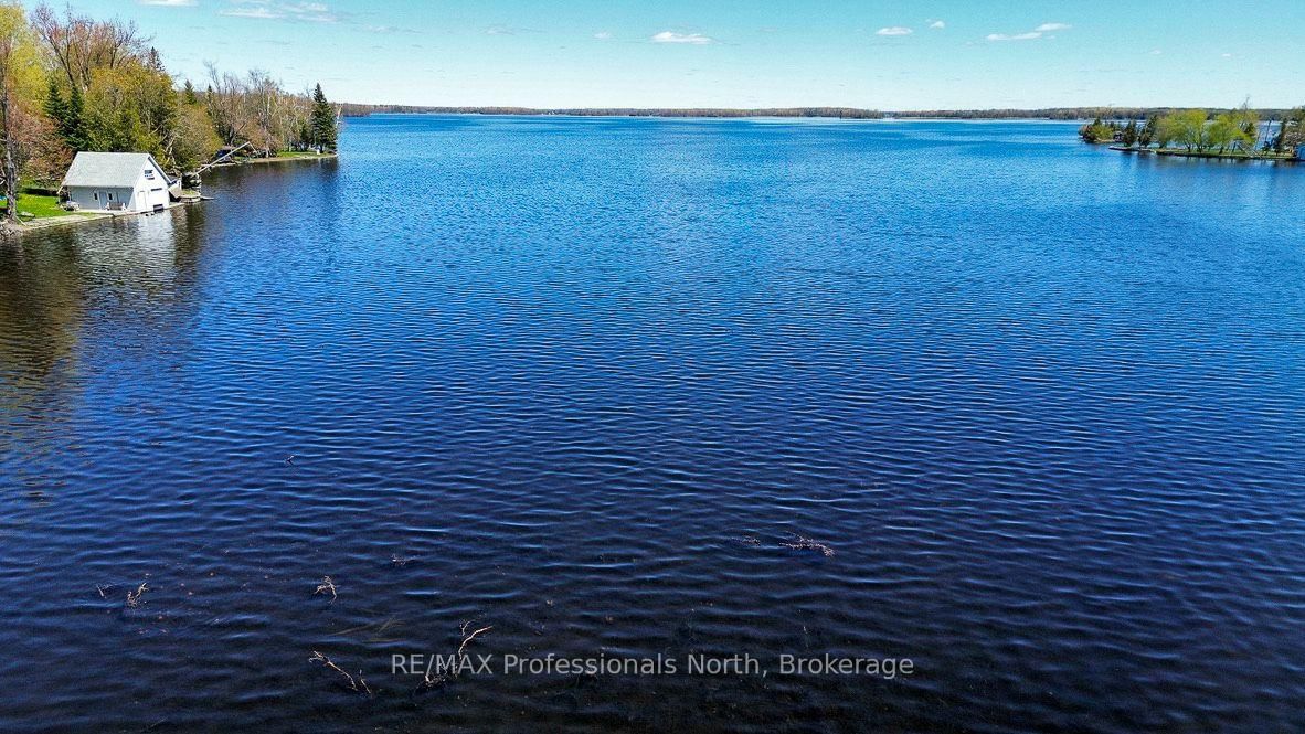 652 Robel Drive • Selwyn, ON photo 38