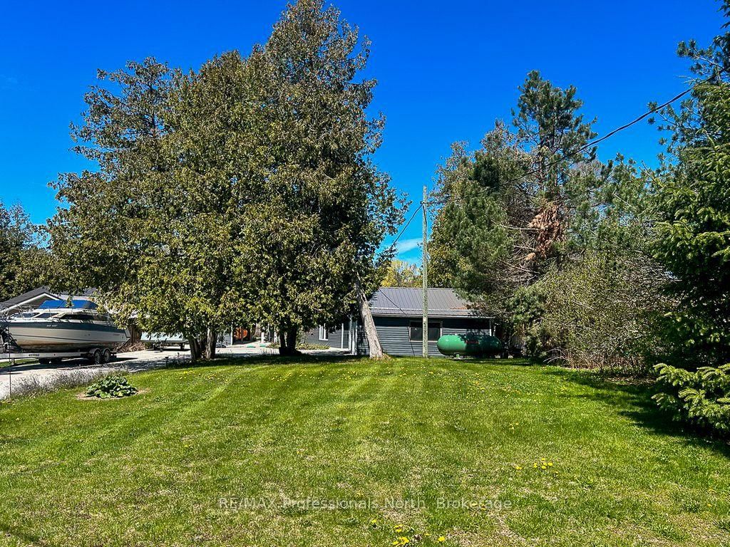 652 Robel Drive • Selwyn, ON photo 43