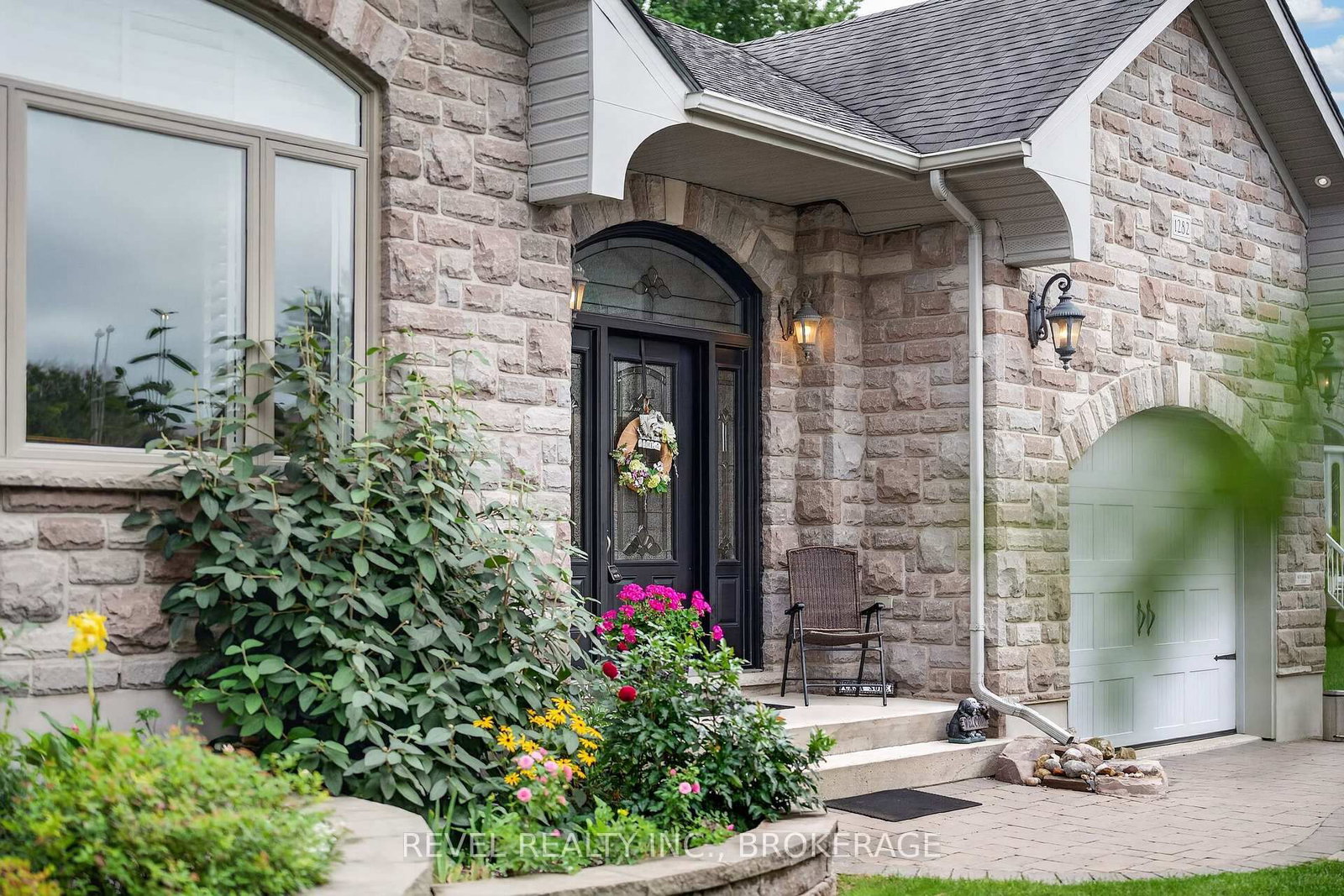 1282 Matias Court • Kingston, ON photo 3