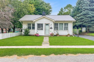 29 Main Street N • West Grey, ON photo 2