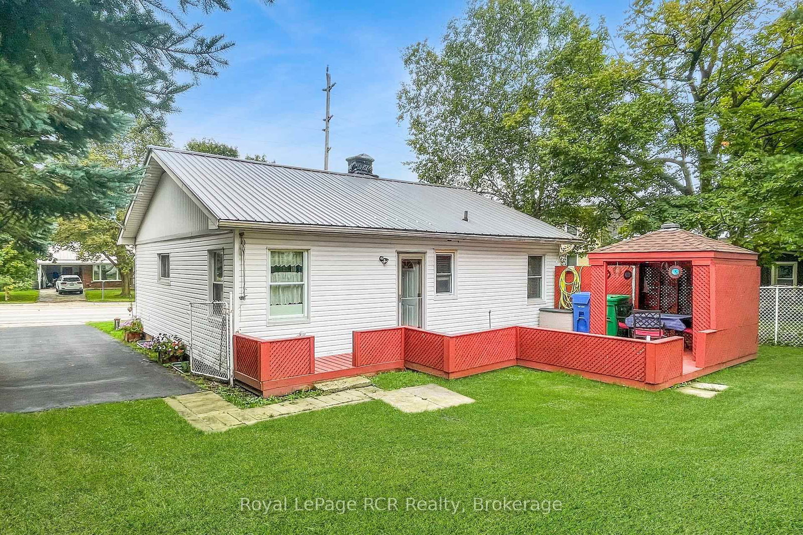 29 Main Street N • West Grey, ON photo 34