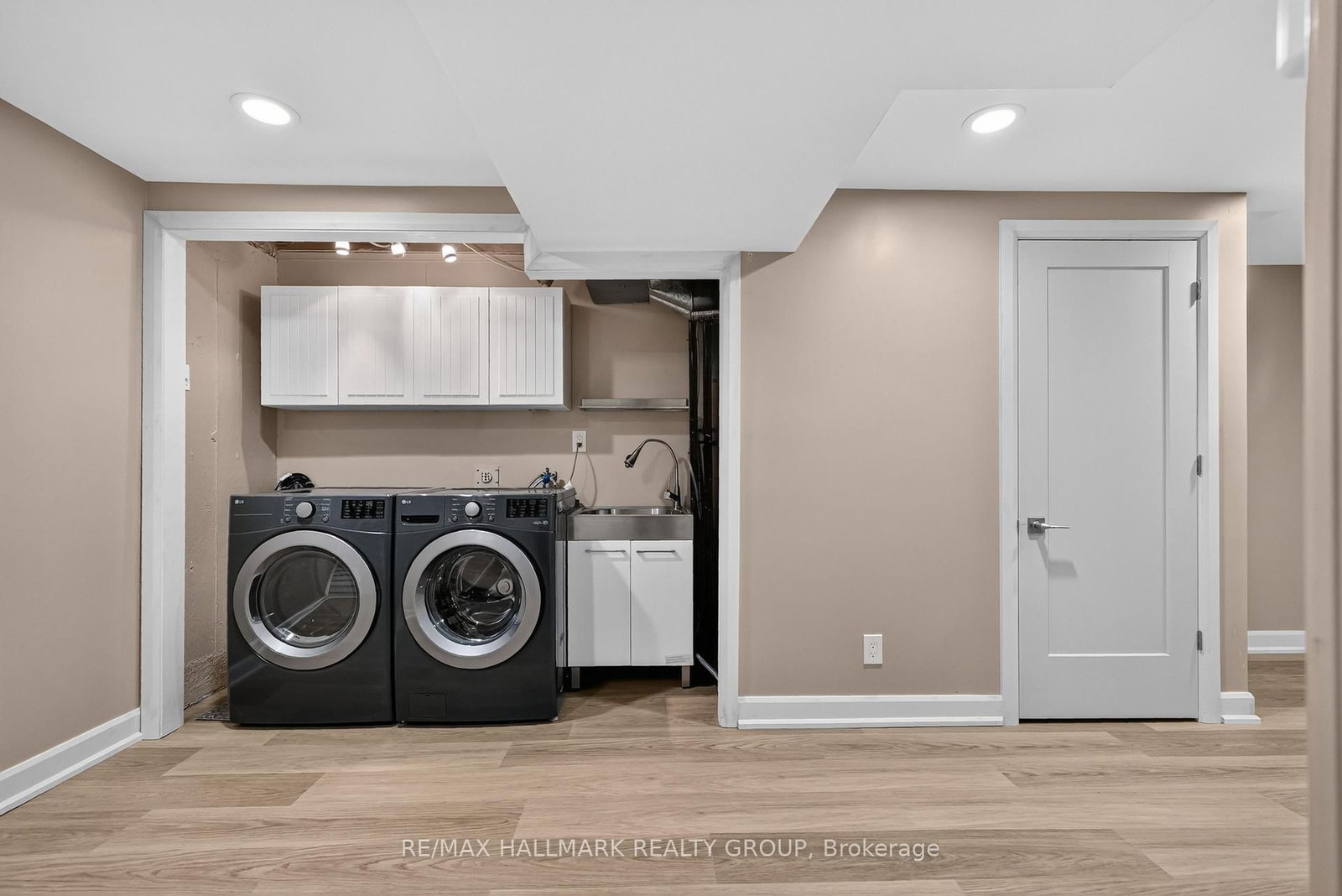 53 Scrivens Street • Ottawa, ON photo 42