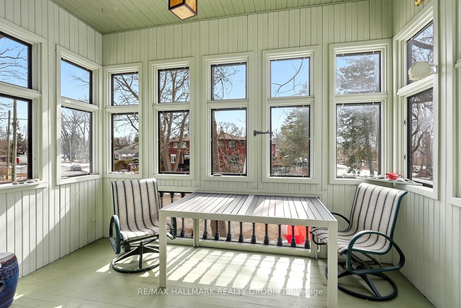 53 Scrivens Street • Ottawa, ON photo 5