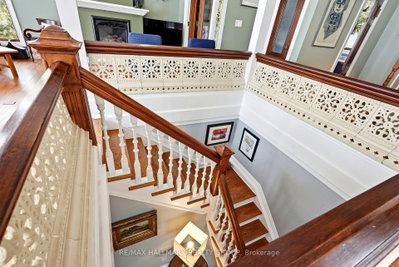 53 Scrivens Street • Ottawa, ON photo 6