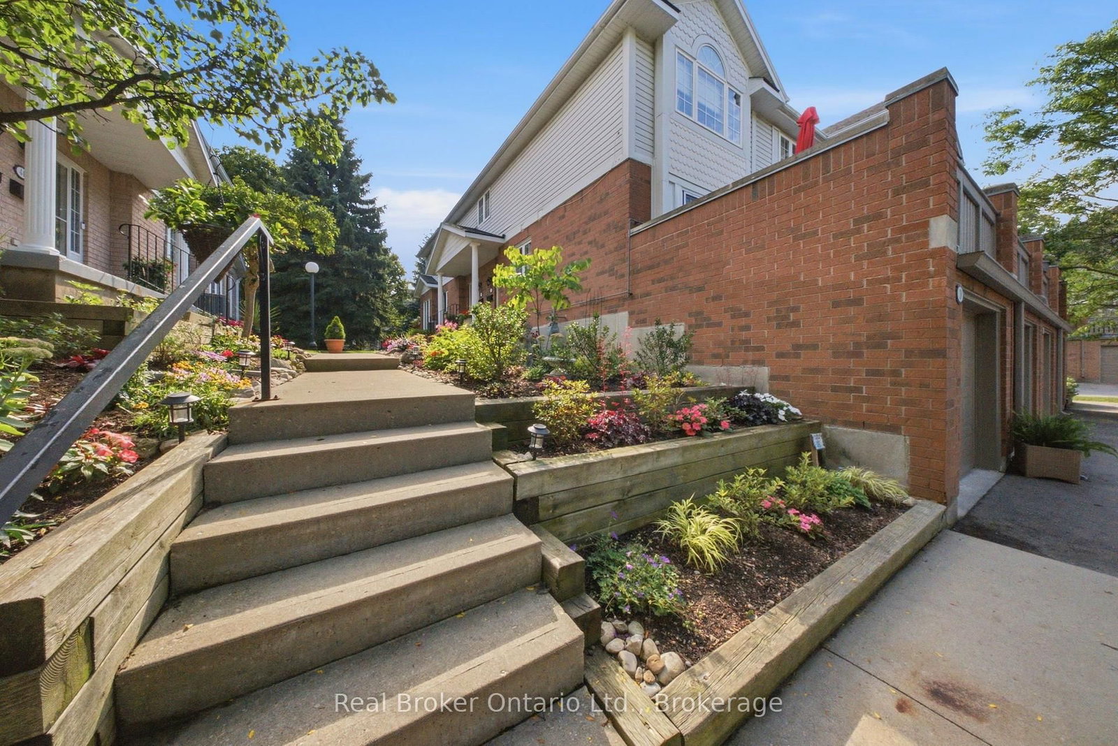 941 Gordon Street • #37 • Guelph, ON photo 5