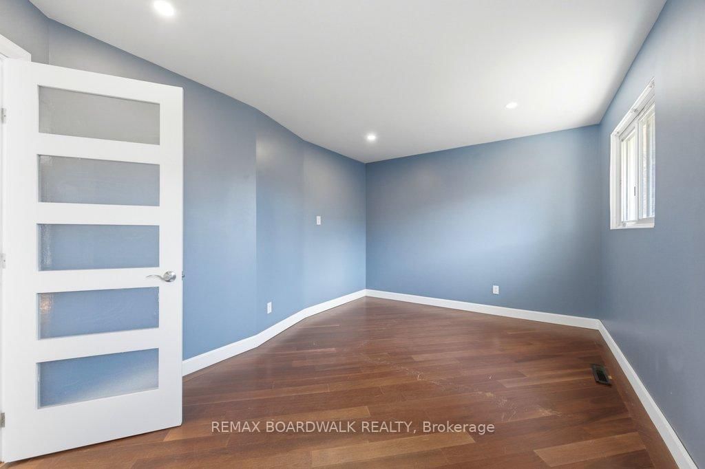 1279 Adirondack Drive • Ottawa, ON photo 16