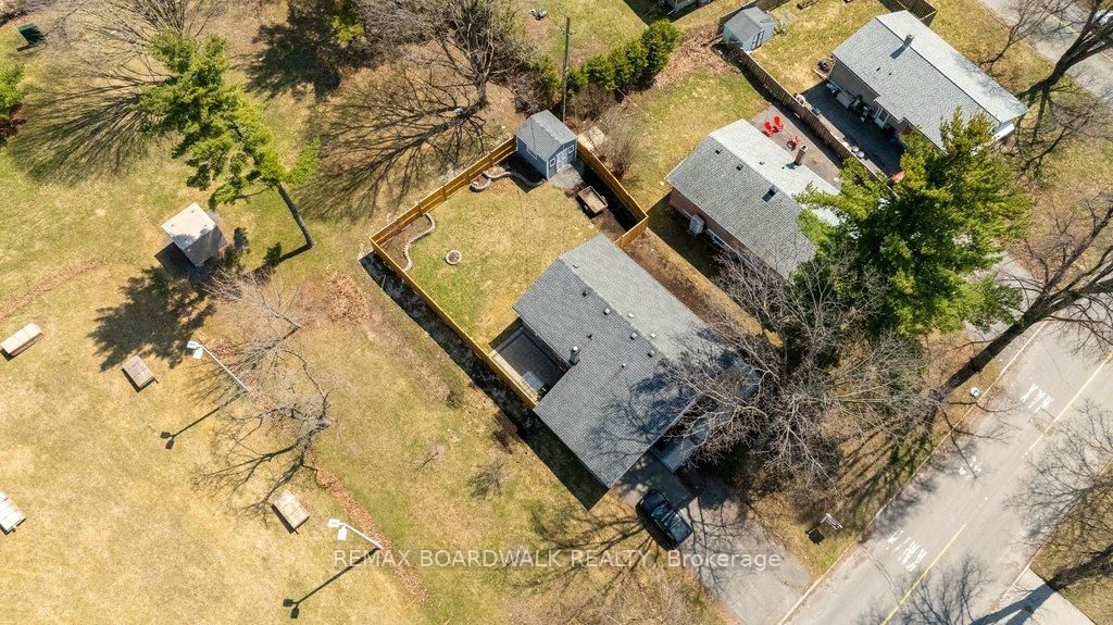 1279 Adirondack Drive • Ottawa, ON photo 33