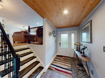 661 Flying Club Road • Stirling, ON photo 4