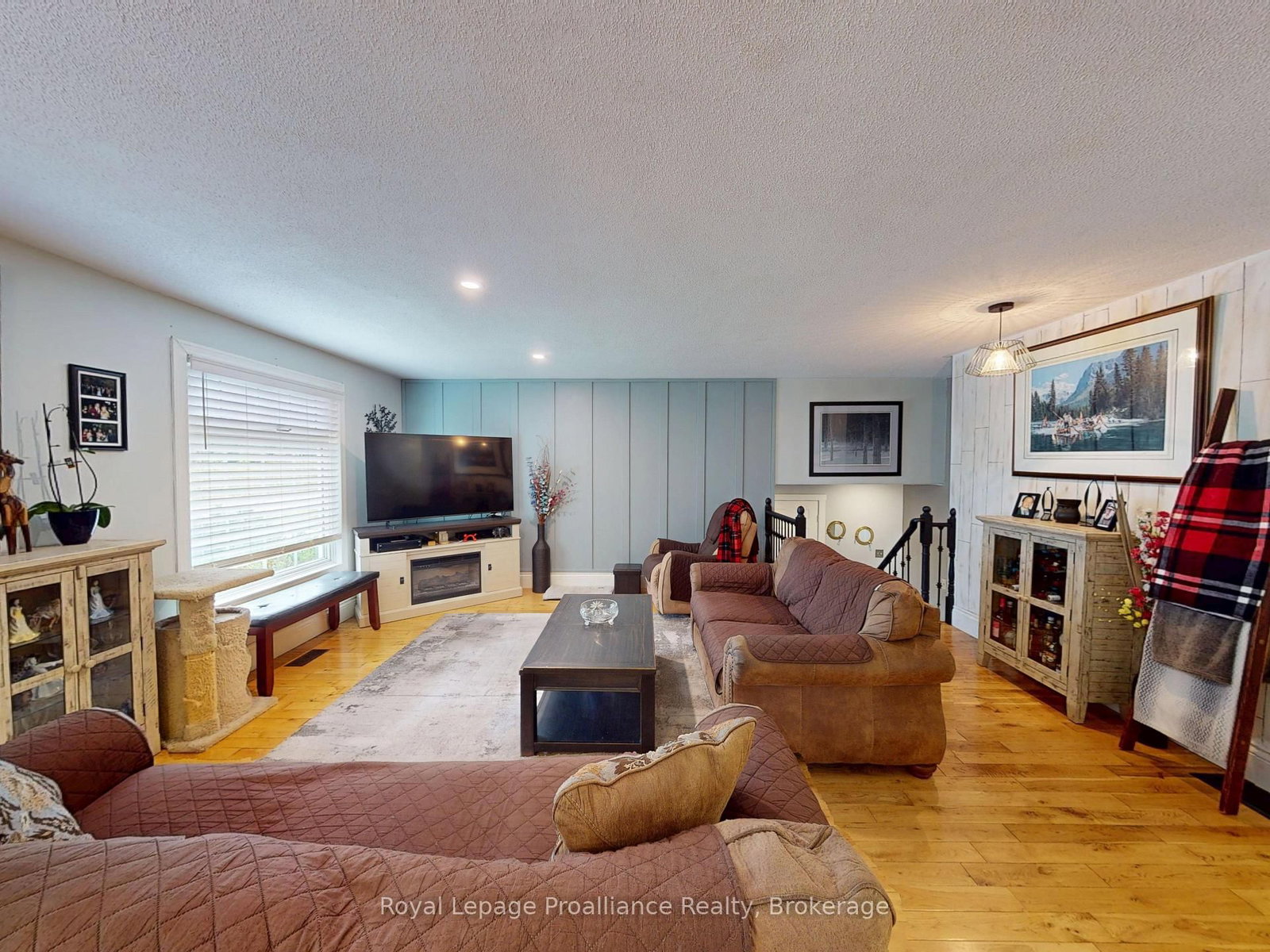 661 Flying Club Road • Stirling, ON photo 7
