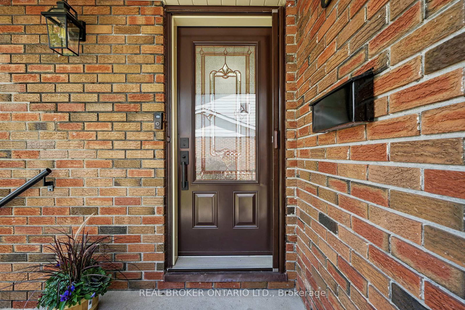 1311 Edmison Drive • Peterborough, ON photo 4