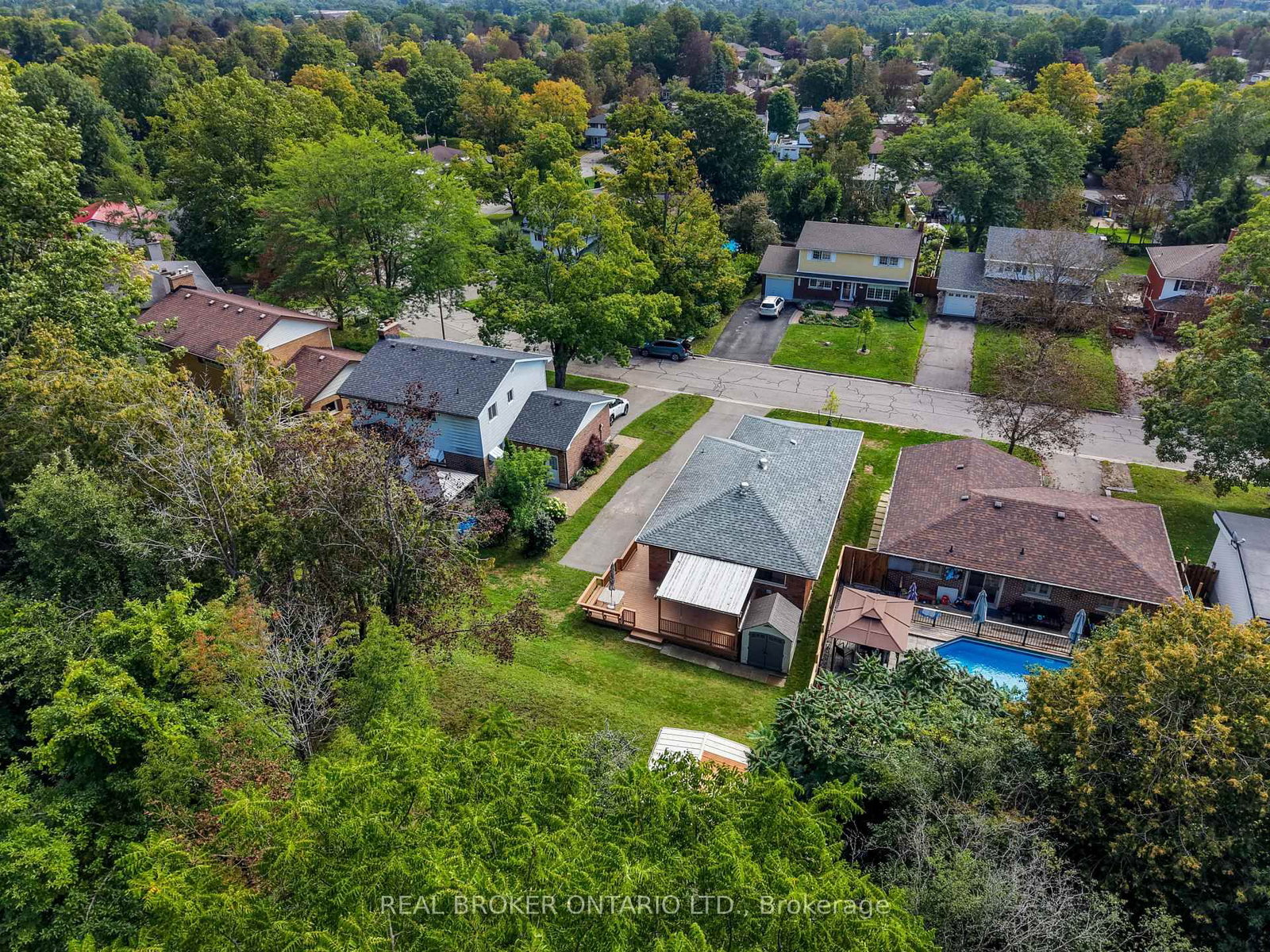 1311 Edmison Drive • Peterborough, ON photo 5