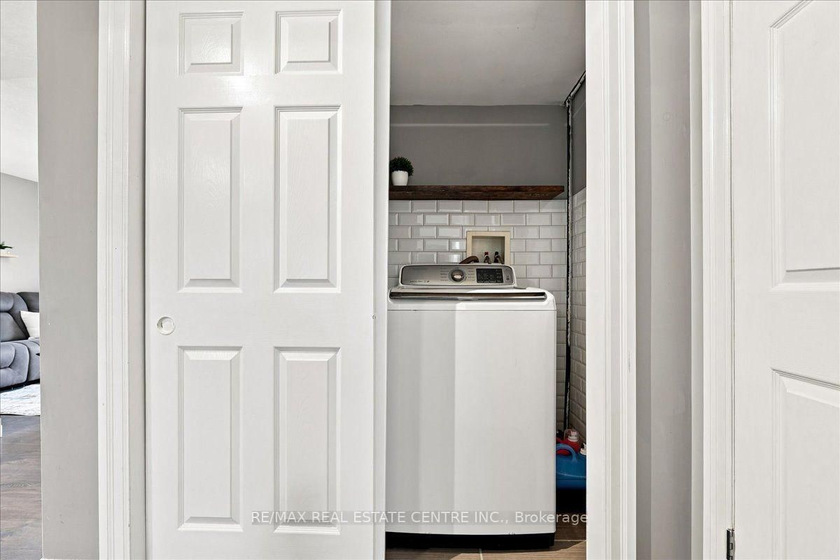 1522 King Street E • #403 • Kitchener, ON photo 18