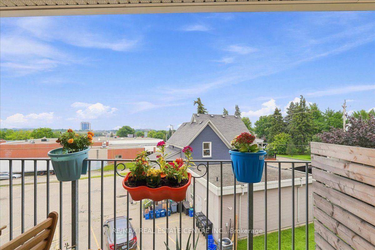 1522 King Street E • #403 • Kitchener, ON photo 21