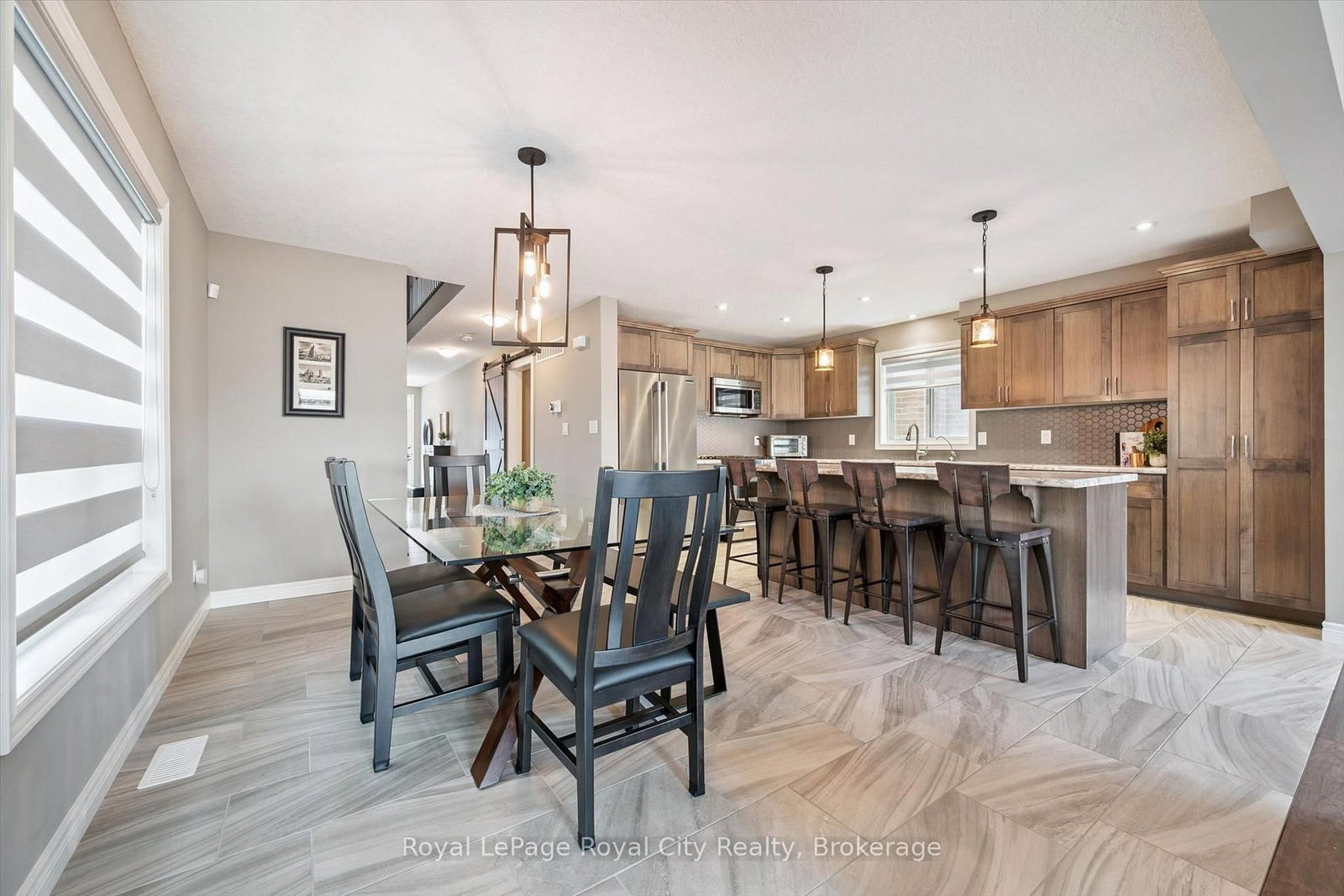 179 Dallan Drive • Guelph, ON photo 6