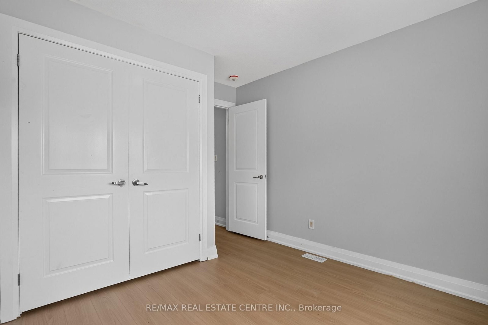 124 King Street E • Ingersoll, ON photo 39