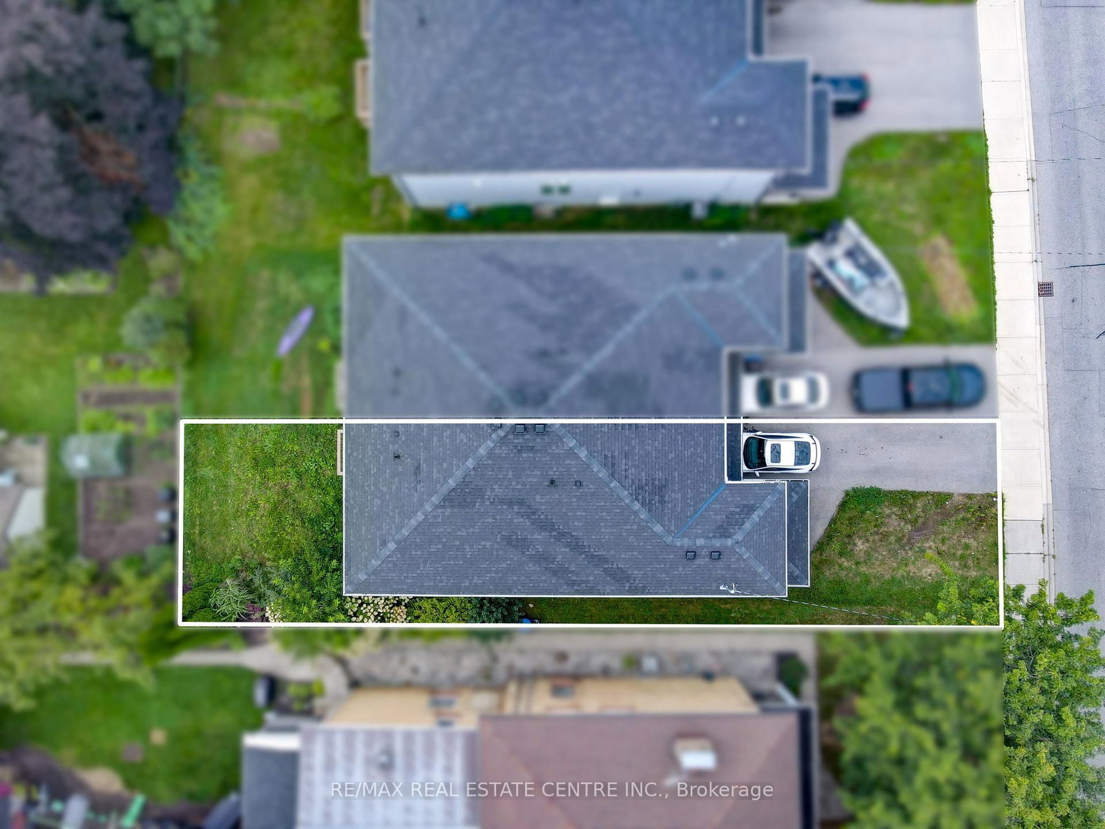 124 King Street E • Ingersoll, ON photo 48