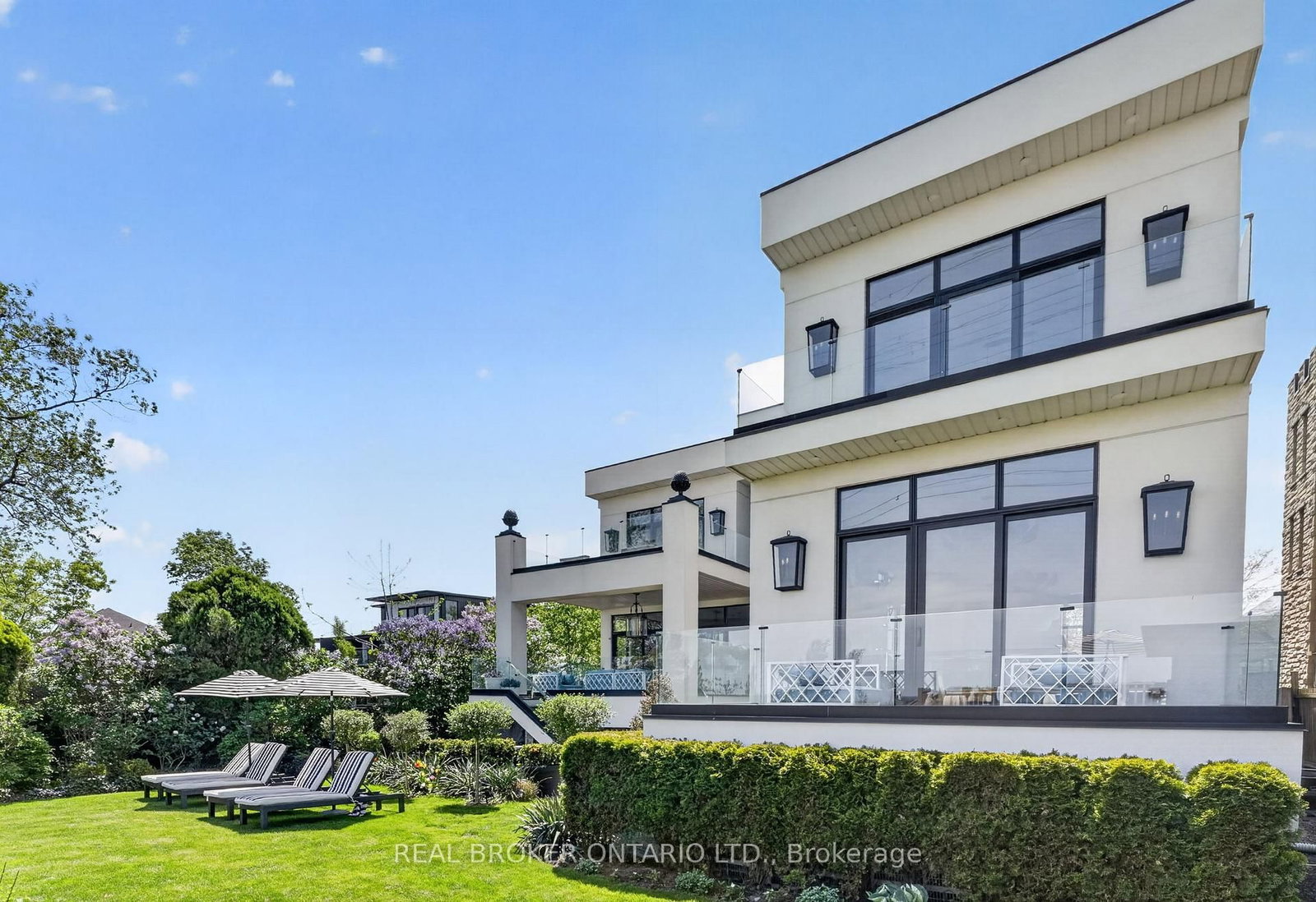 711 Beach Boulevard • Hamilton, ON photo 40