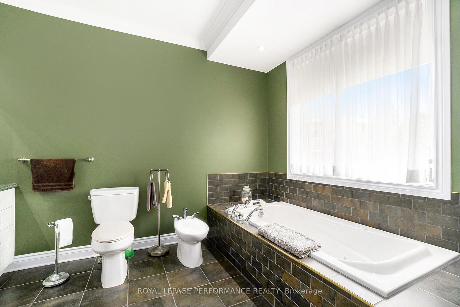 3285 Broadway Avenue • North Stormont, ON photo 28