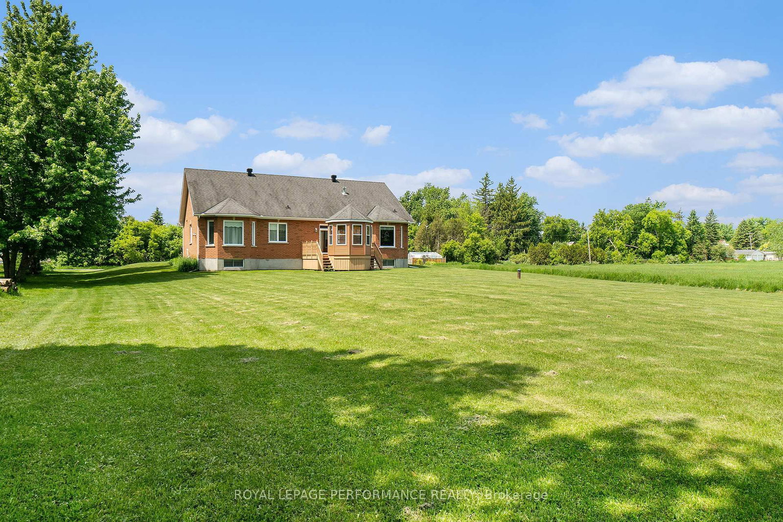 3285 Broadway Avenue • North Stormont, ON photo 38