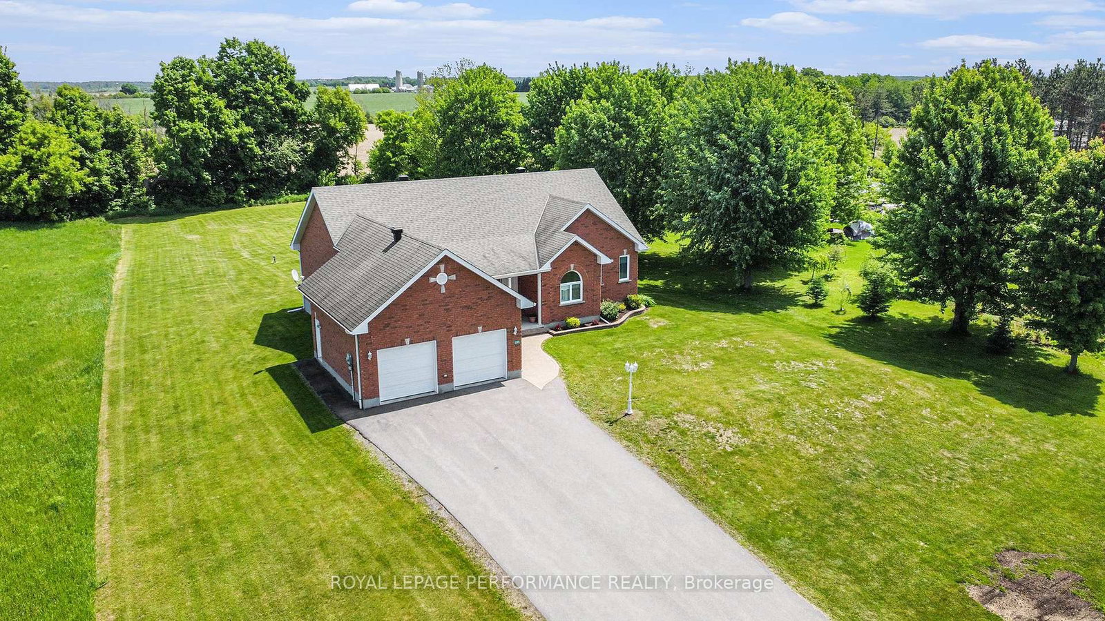 3285 Broadway Avenue • North Stormont, ON photo 40