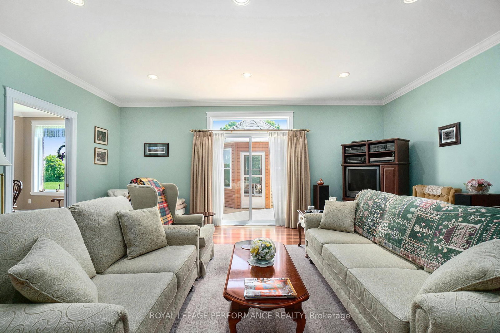 3285 Broadway Avenue • North Stormont, ON photo 9