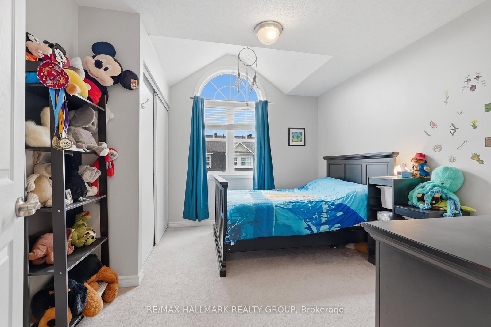 588 Foxlight Circle • Ottawa, ON photo 25