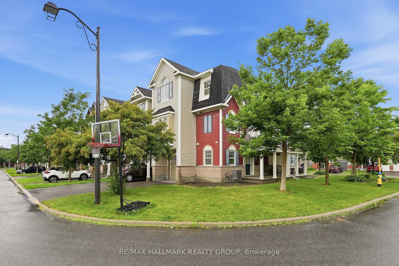 588 Foxlight Circle • Ottawa, ON photo 31