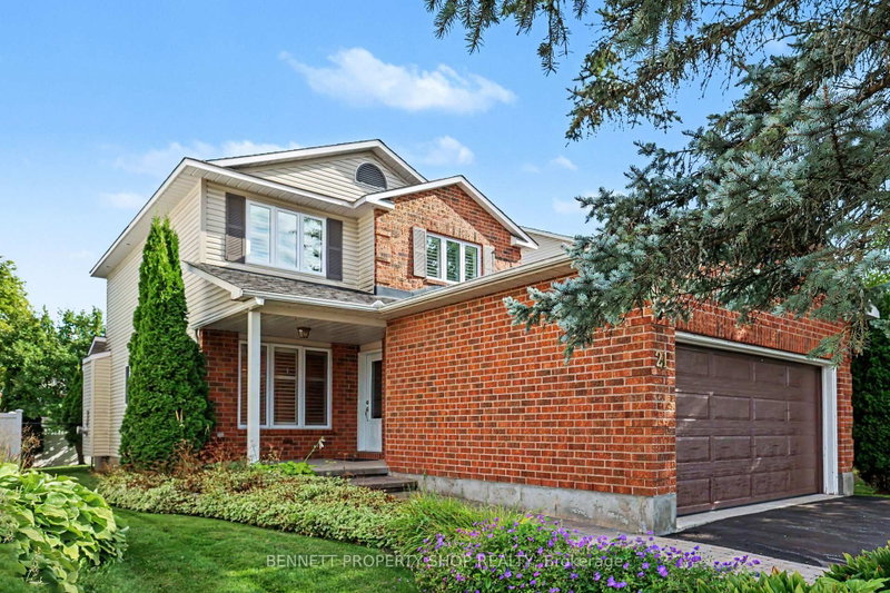 21 Stonepath Crescent