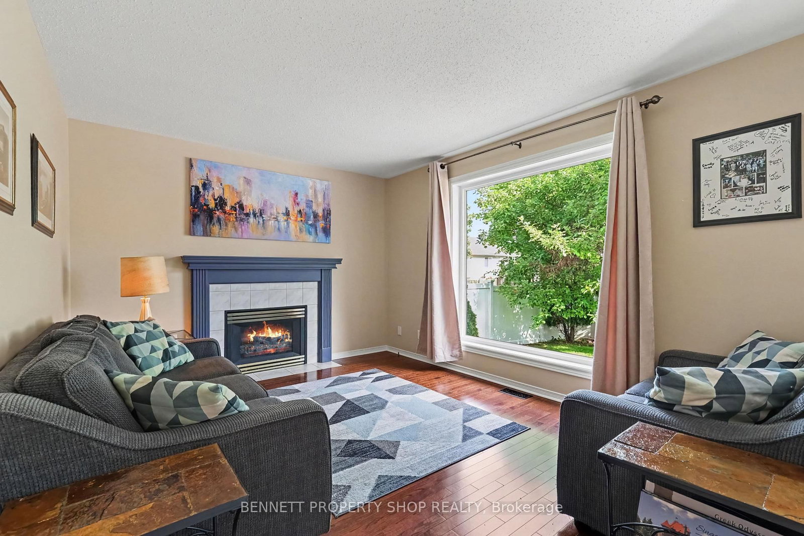 21 Stonepath Crescent • Stittsville, ON photo 5