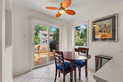 21 Stonepath Crescent • Stittsville, ON photo 9