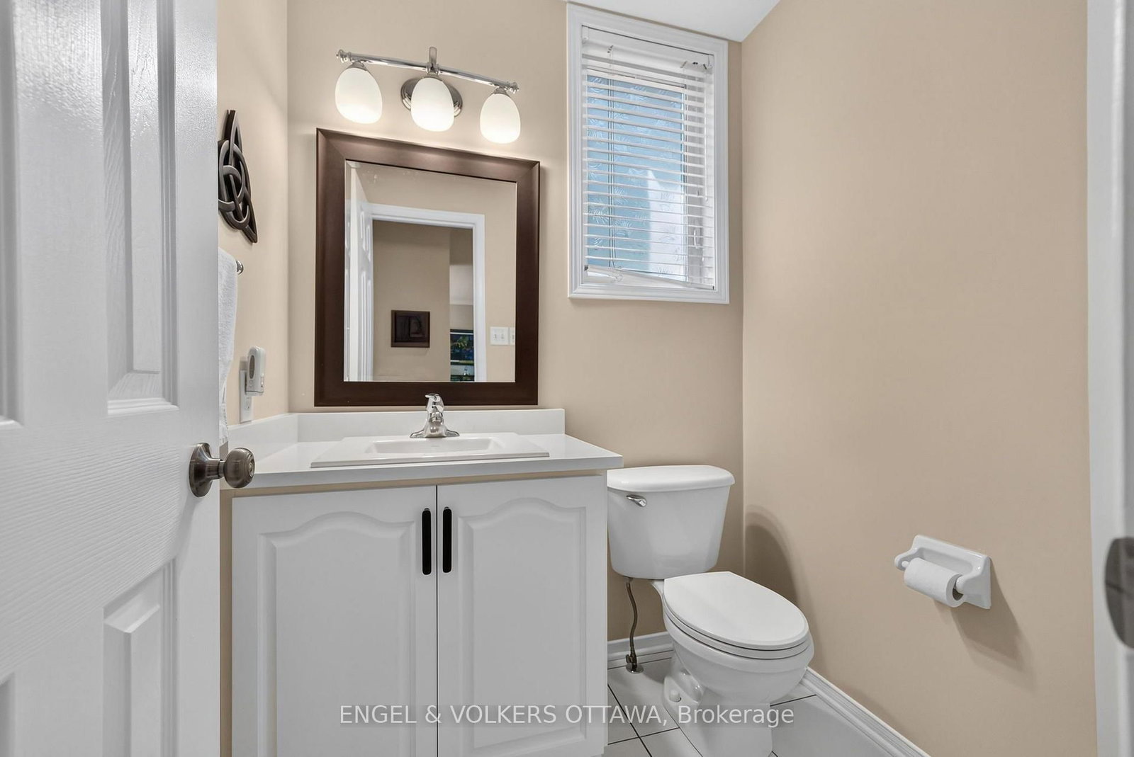 2812 Hank Rivers Drive • Ottawa, ON photo 22