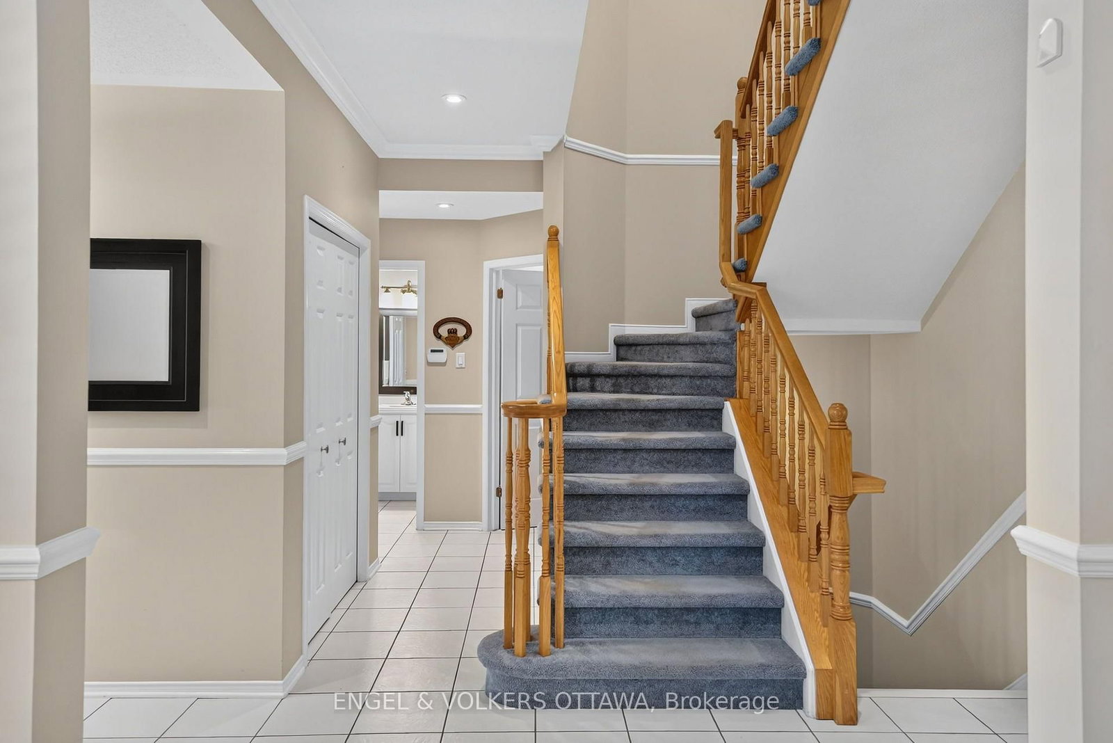 2812 Hank Rivers Drive • Ottawa, ON photo 23