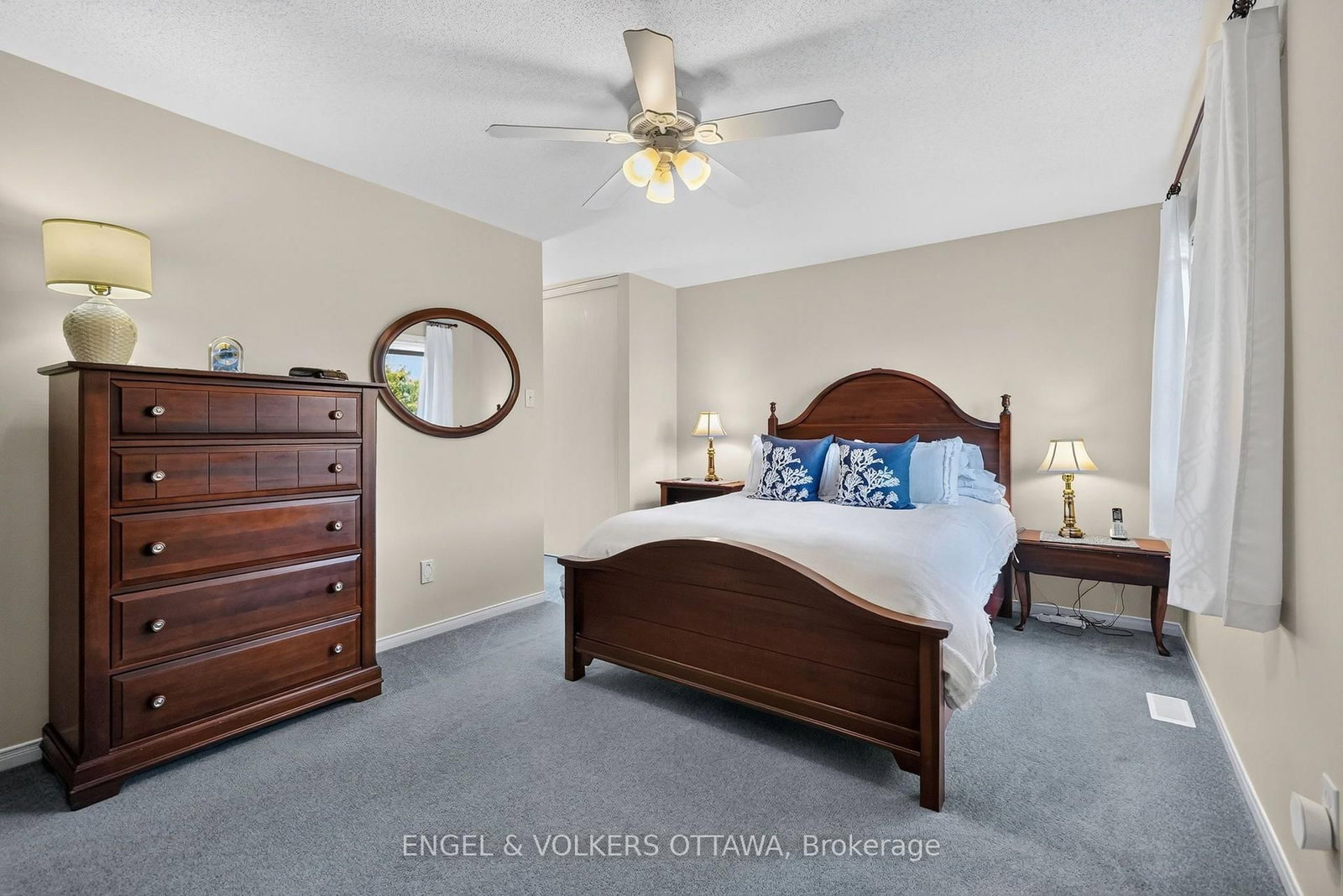 2812 Hank Rivers Drive • Ottawa, ON photo 25