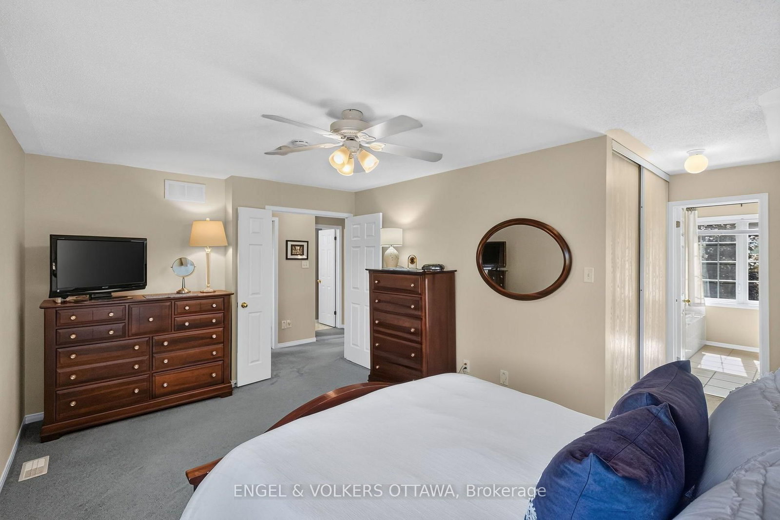 2812 Hank Rivers Drive • Ottawa, ON photo 27