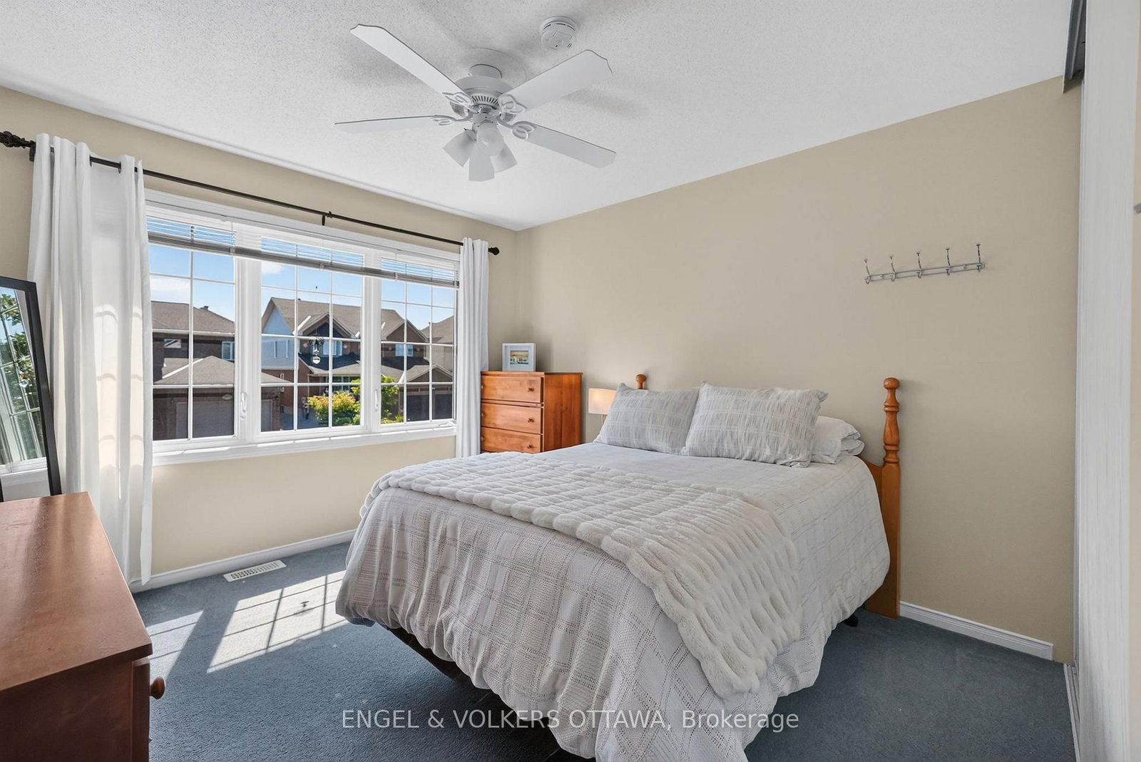 2812 Hank Rivers Drive • Ottawa, ON photo 33