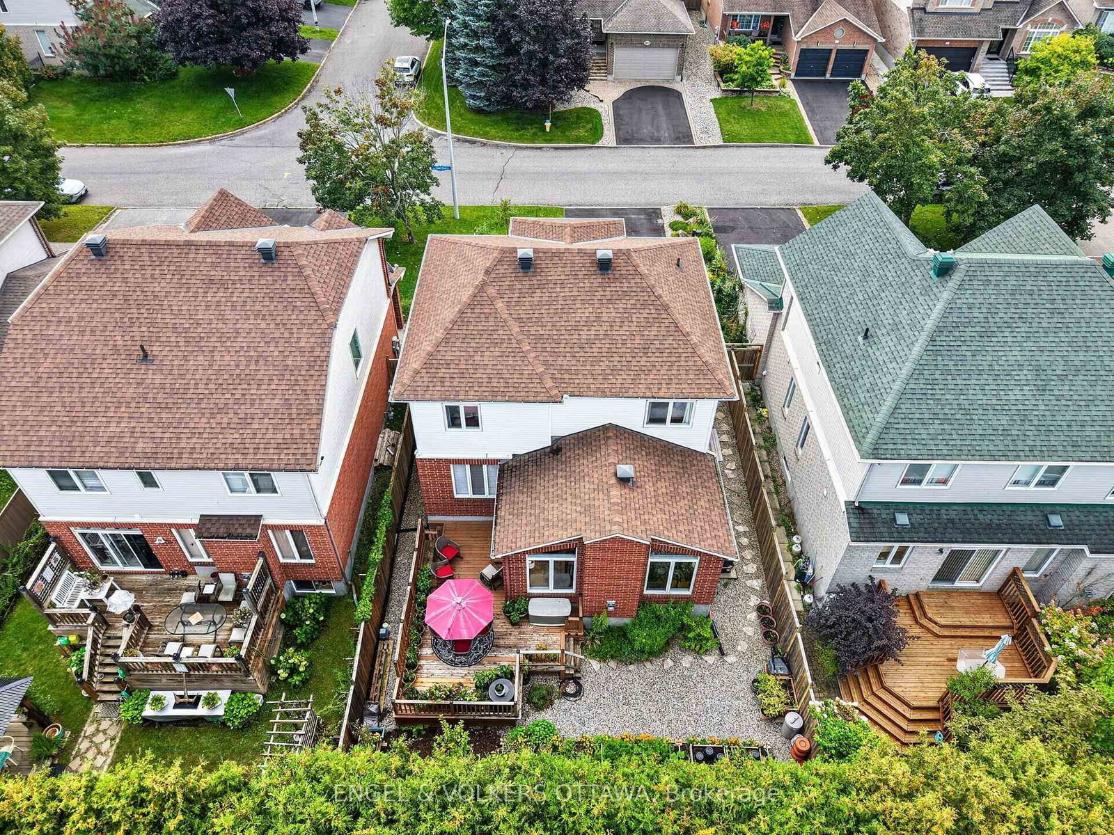 2812 Hank Rivers Drive • Ottawa, ON photo 47
