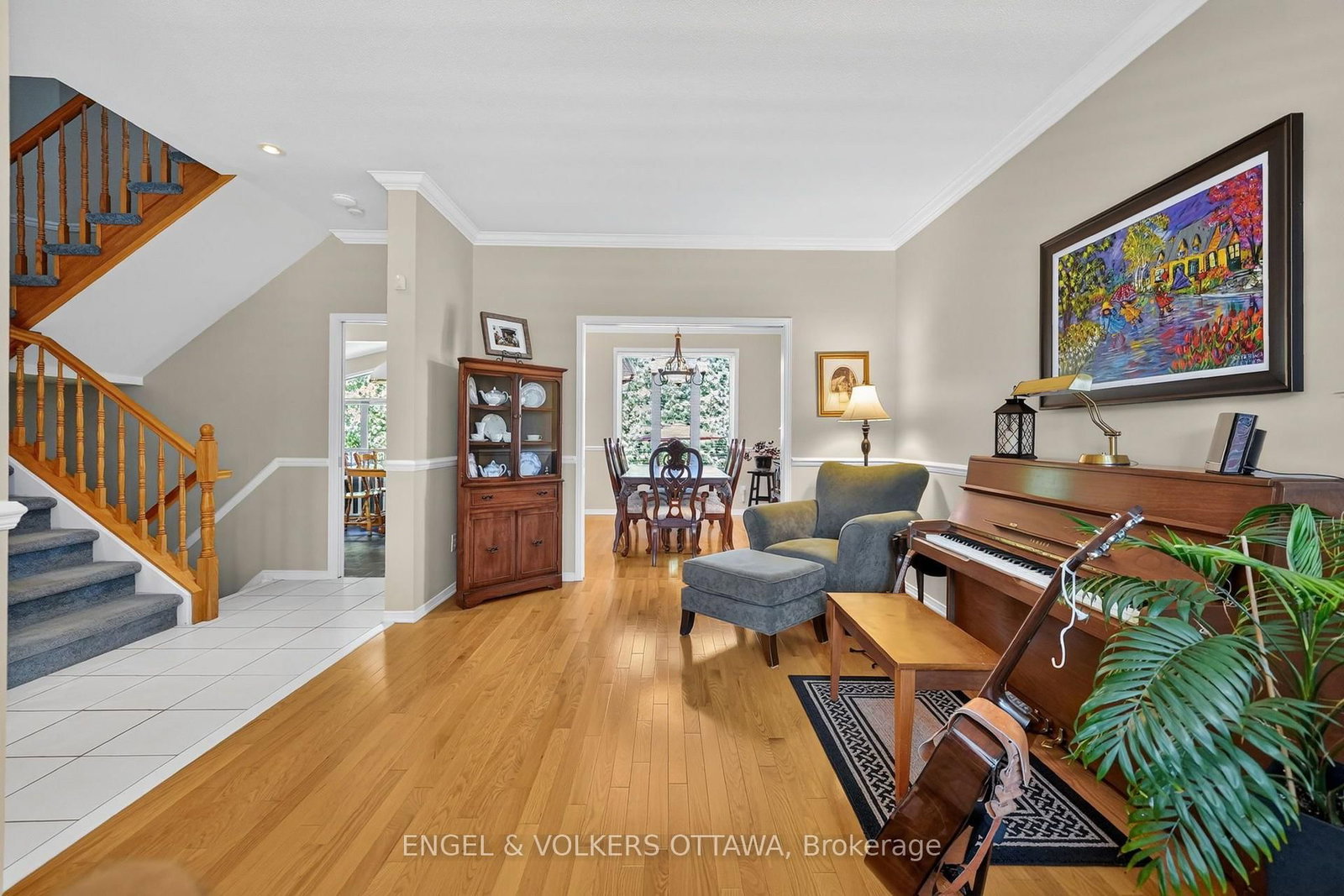2812 Hank Rivers Drive • Ottawa, ON photo 6