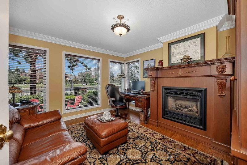 69 Echo Dr photo 4