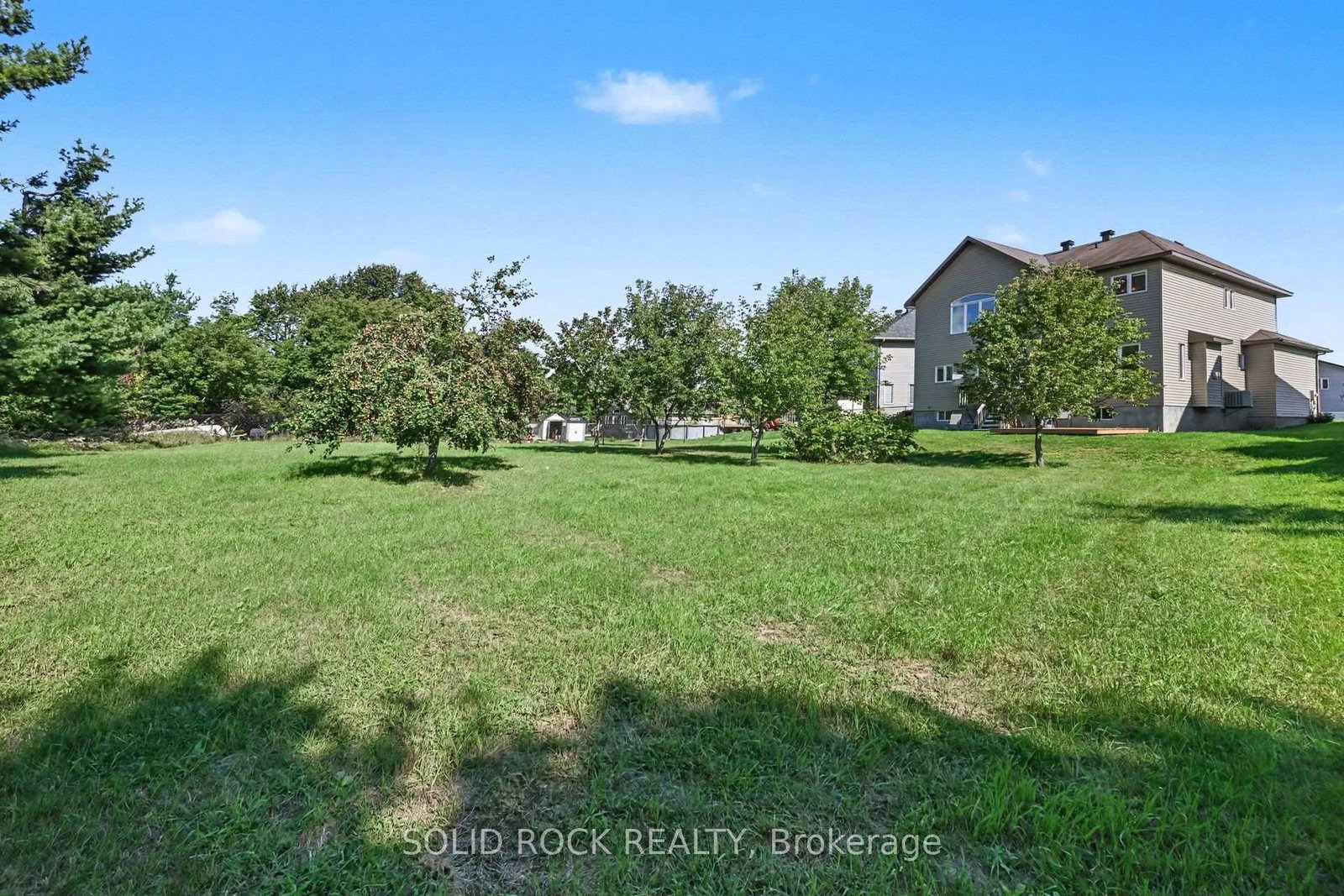 111 Leo Moskos Street • Arnprior, ON photo 36