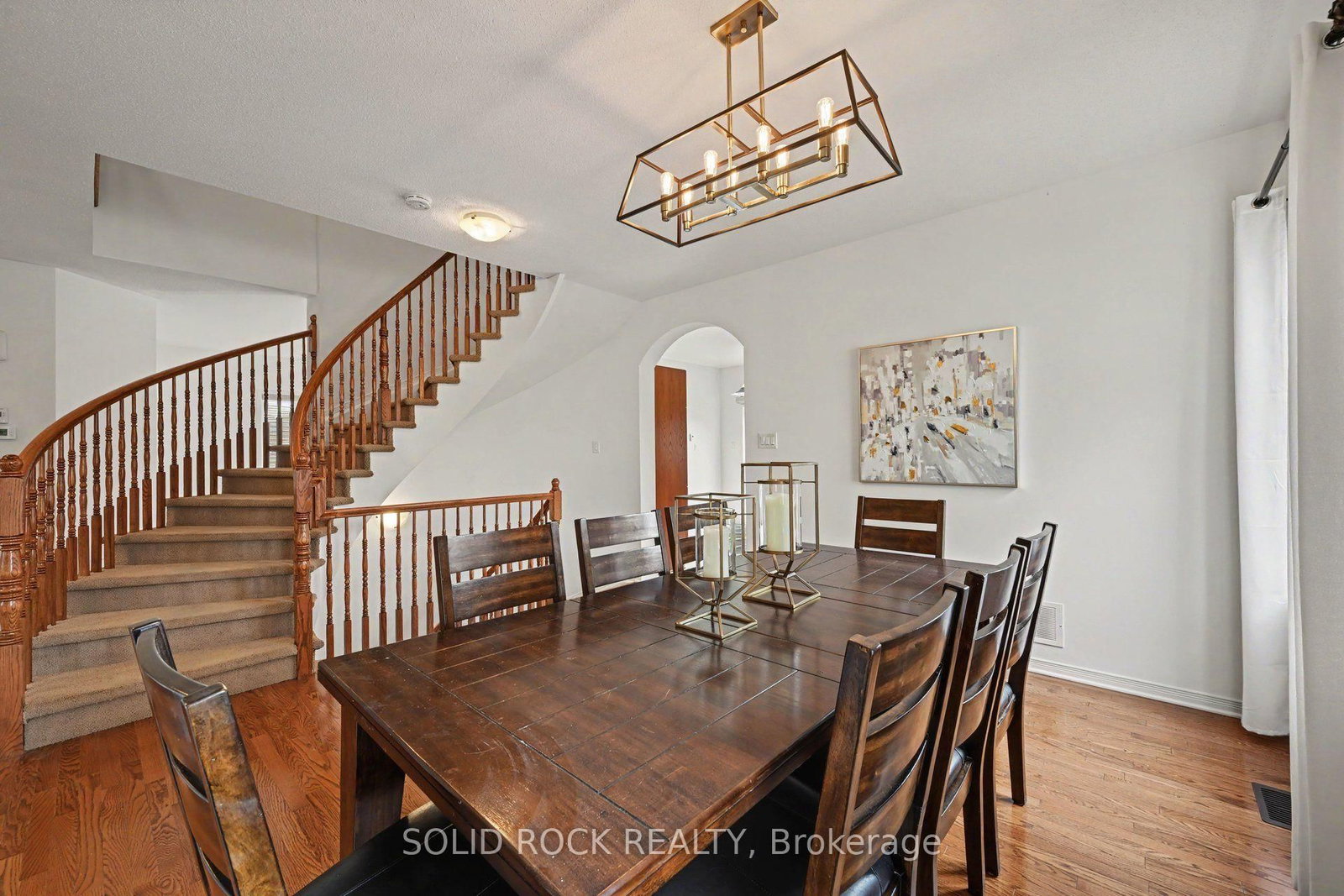 111 Leo Moskos Street • Arnprior, ON photo 5