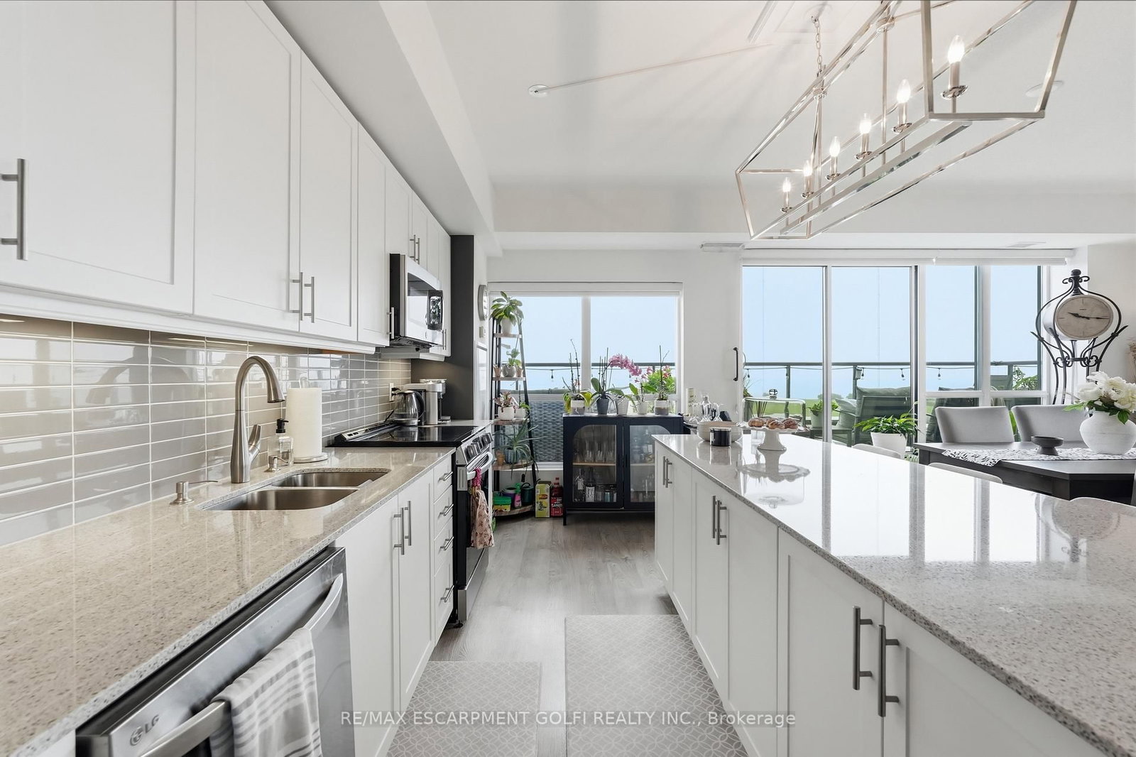 550 North Service Road • #607 • Grimsby, ON photo 13