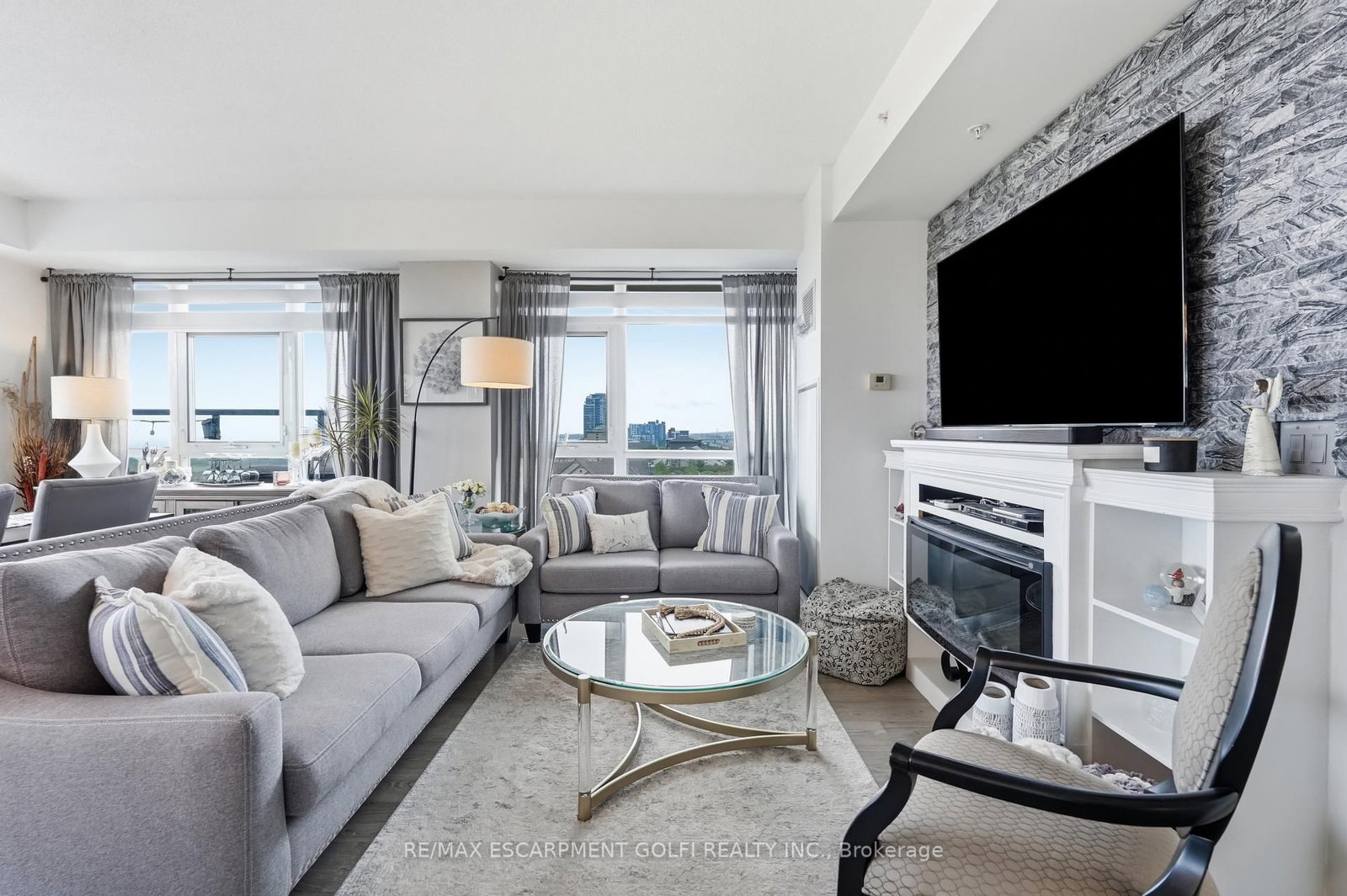 550 North Service Road • #607 • Grimsby, ON photo 18