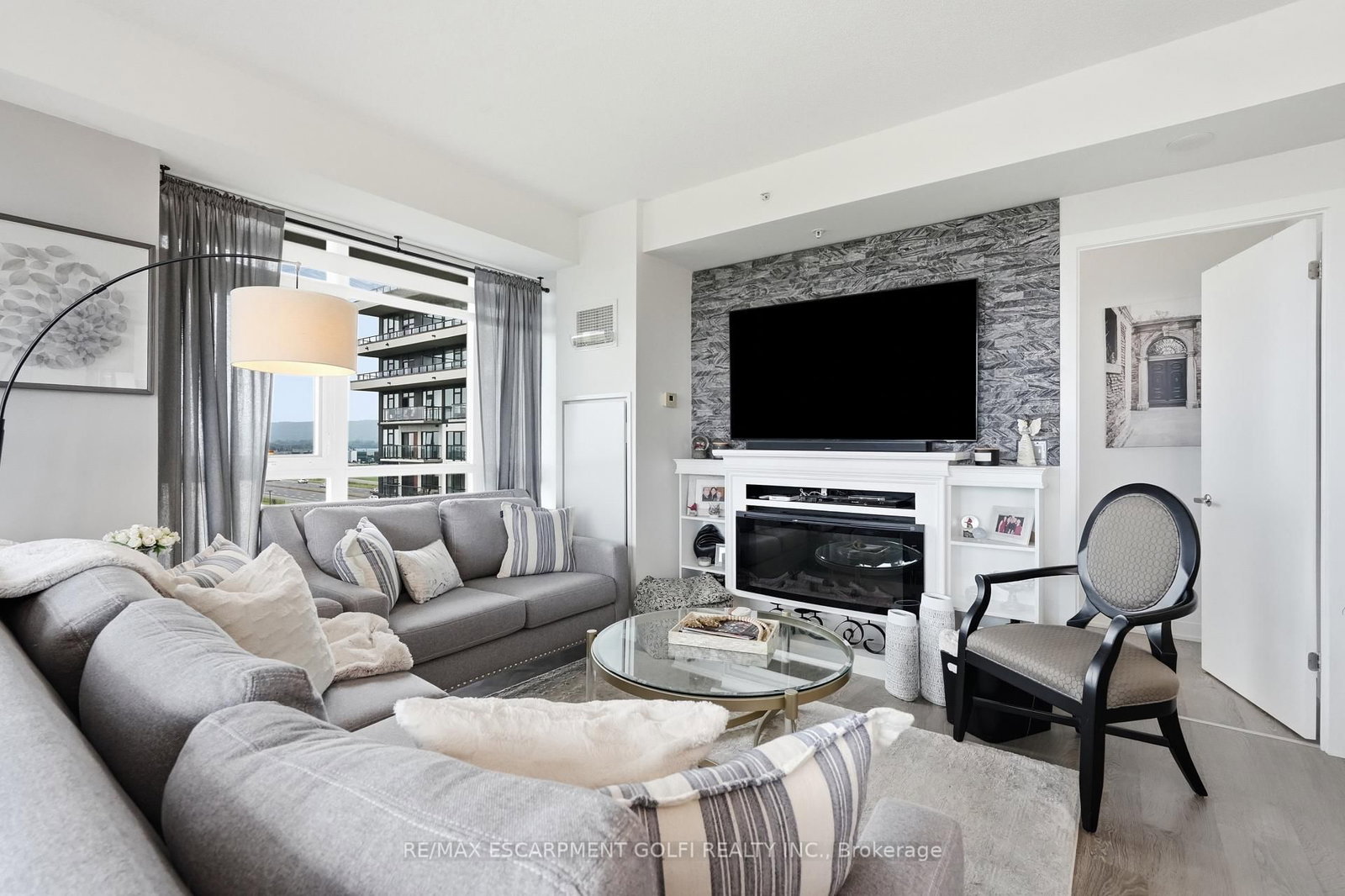550 North Service Road • #607 • Grimsby, ON photo 19